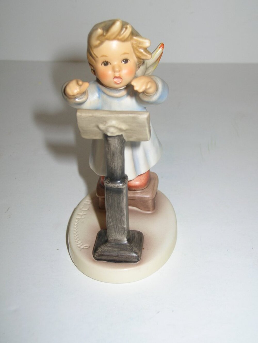 Goebel Hummel Figurine "Angelic Conductor" HUM 2096A TMK8 Music Angel Mint 4"T